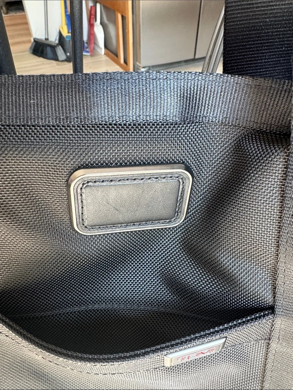 TUMI Alpha 3 Carryall Tote Bag in Black (Style Number: 138555-1041 - Picture 3 of 8
